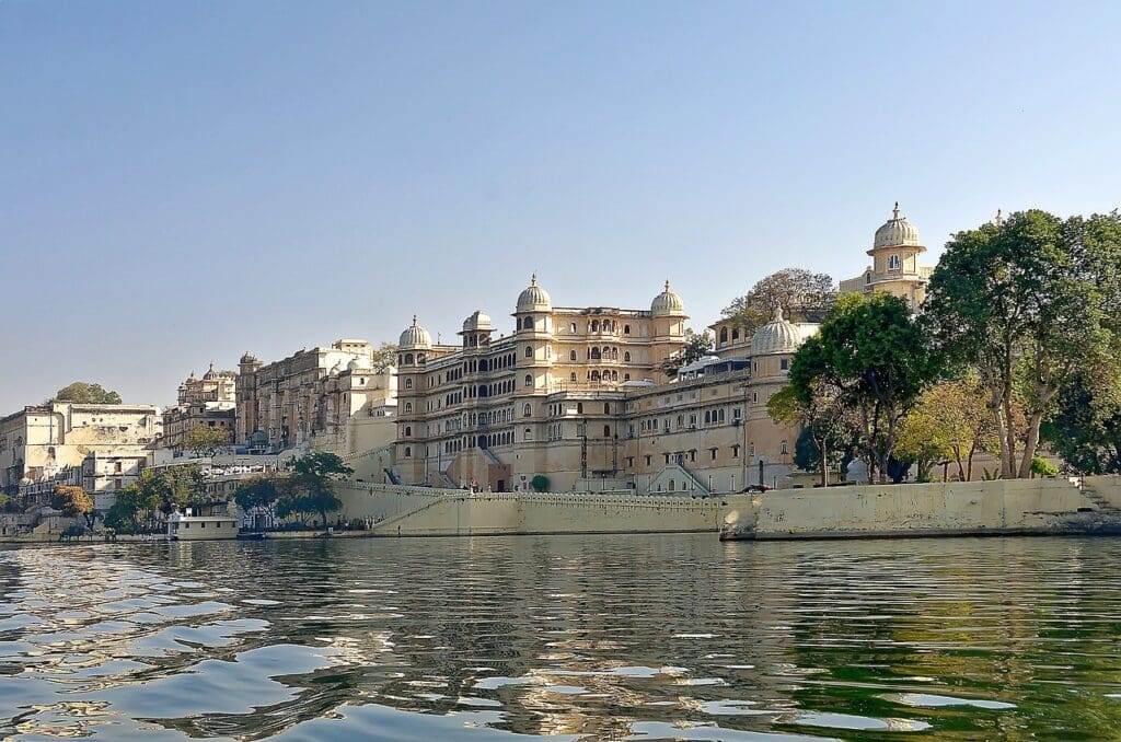 THINGS TO DO IN UDAIPUR india, udaipur, city palace
